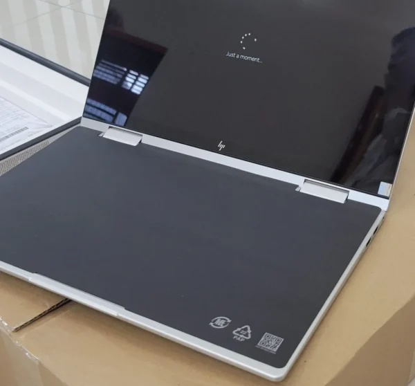 Laptop HP Envy X360 2IN1 14-ES0013